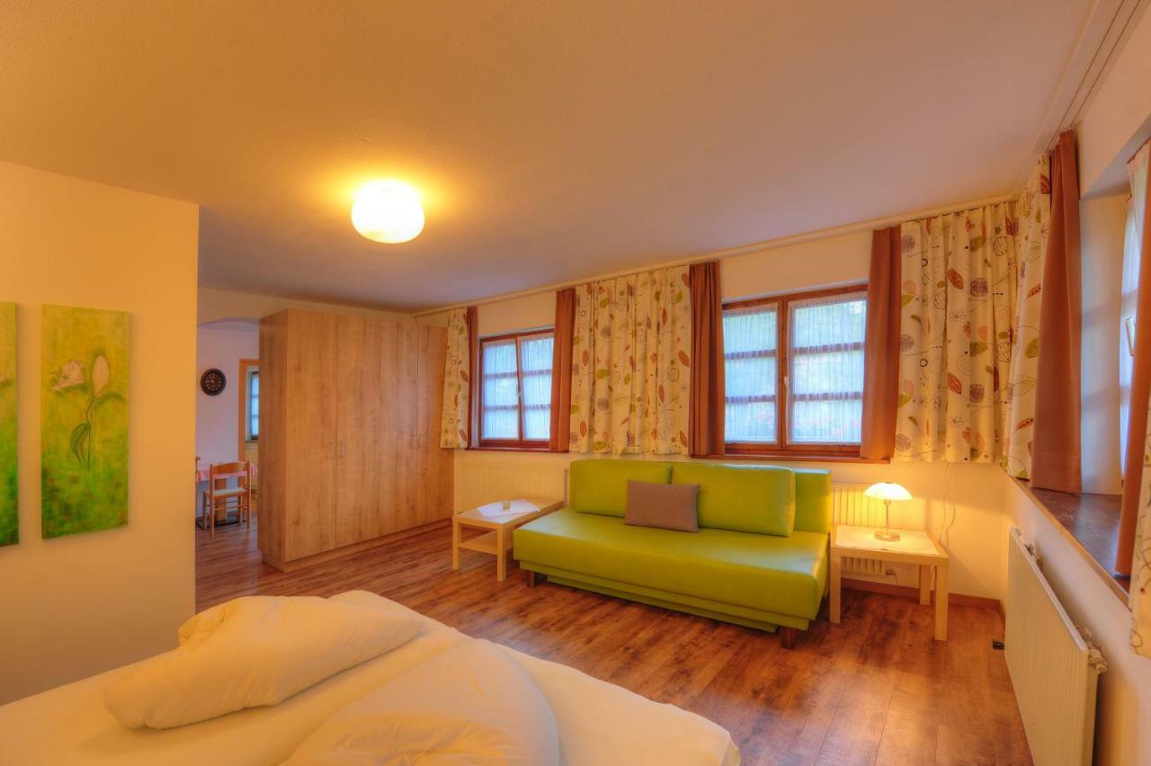 Wally Berg-Appartements 赞姆斯 外观 照片